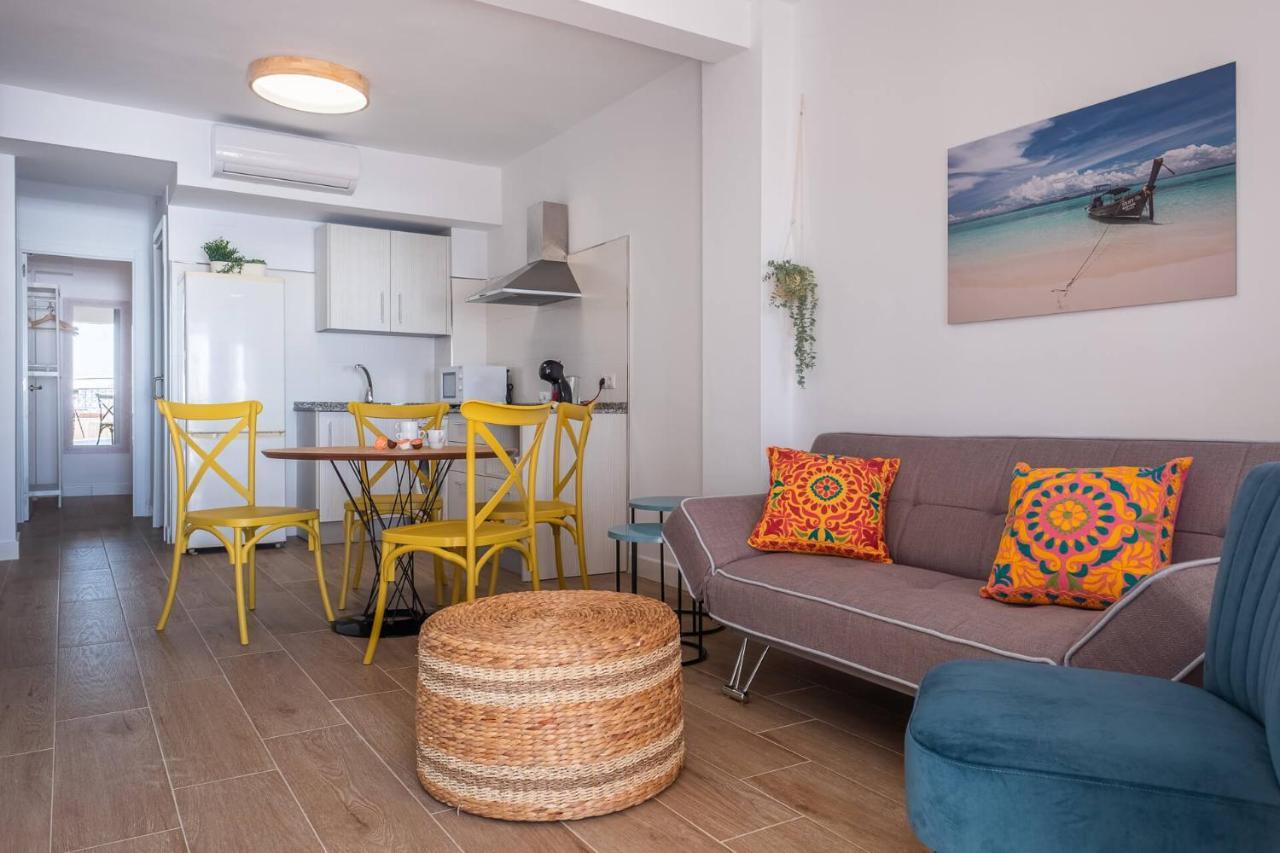 Hh Relax Seafront Appartement Málaga Buitenkant foto